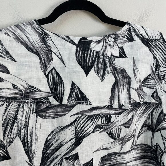 C&C California Womens Plus 1X 100% Linen Black White Floral Button Up Tunic Top - Picture 12 of 12